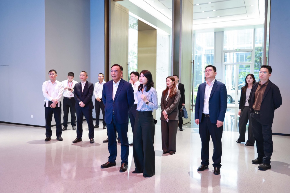 中国移动浙江公司党委书记、、、董事长、、、总司理杨剑宇-网站新闻1