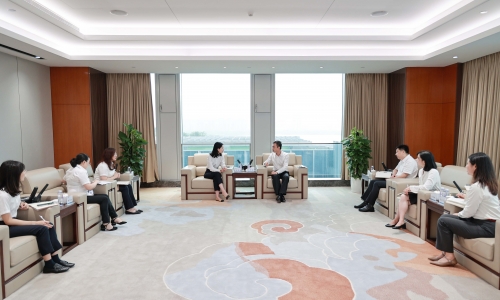 浙商银行嘉兴分行行长尹哲一行莅临腾博会官网调研