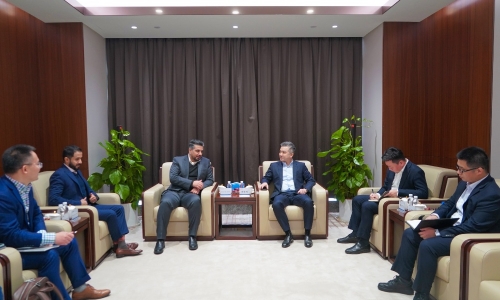 SABIC化学品战略事业部乙二醇及工业气体营业部副总裁FaisalAl-Bahair携代表团到访腾博会官网