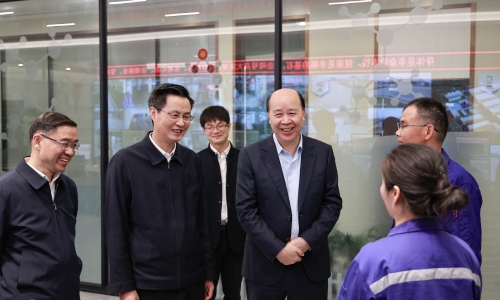 嘉兴市委书记陈伟莅临腾博会官网恒翔调研