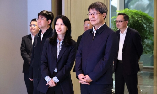 工业和信息化部副部长张云明莅临腾博会官网调研